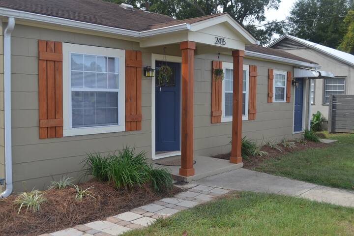 Airbnb Livingston Vacation Rentals Places To Stay Alabama