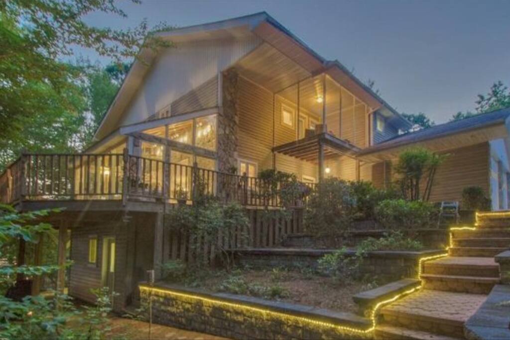 High Rock Lake vacation home