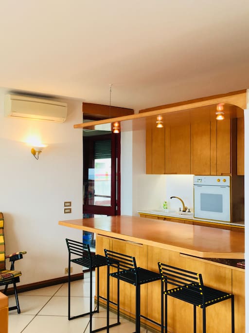 Cucina open sulla living room