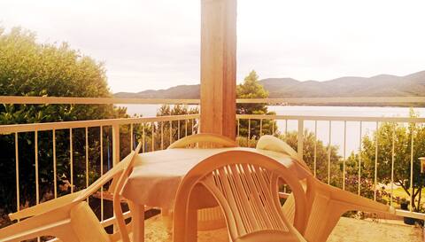 Beautiful Studio Apartment With a Sea View