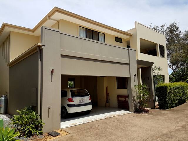 Luxury on the Noosa River gallery image 2