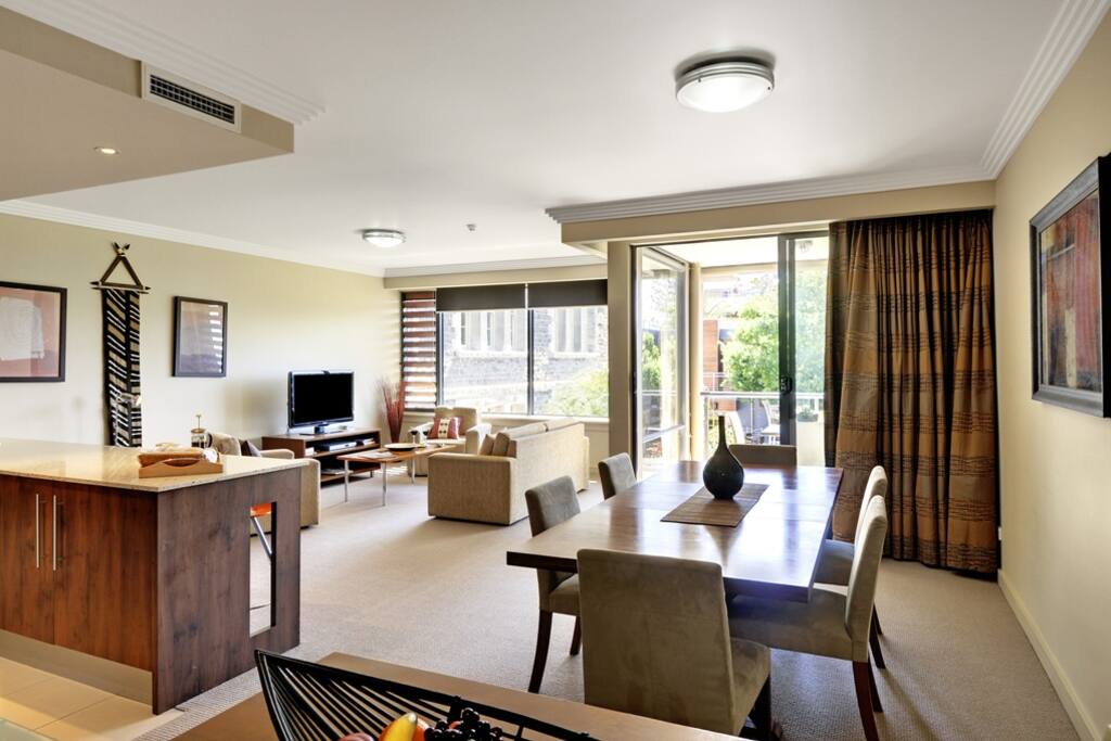 Open plan kitchen, dining and lounge room