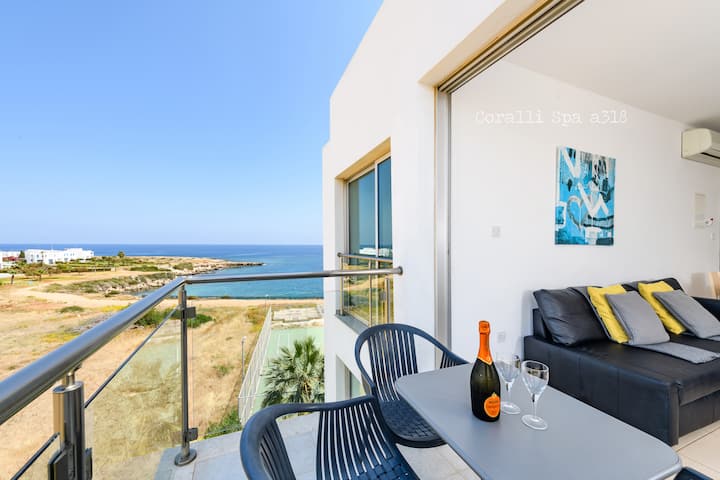 A318 Modern Apartment with Sea View-(free WiFi)