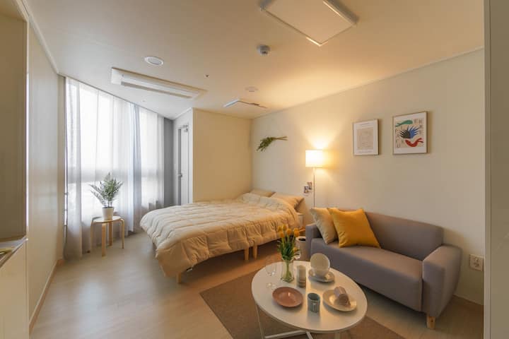 15 Best Airbnbs in Busan