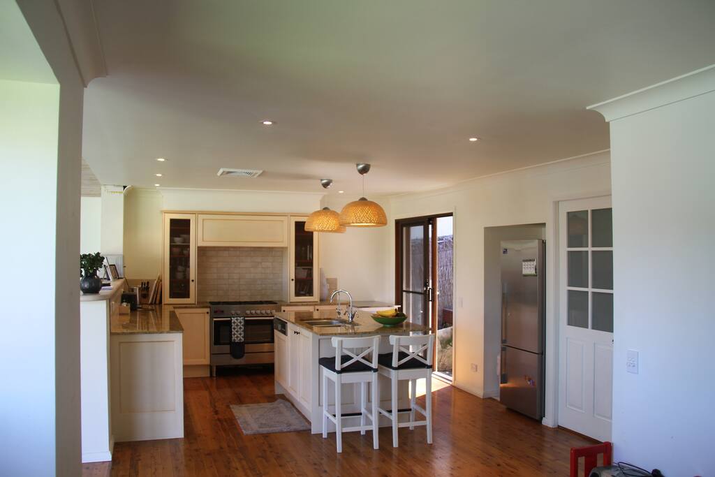 Open plan kitchen/diner