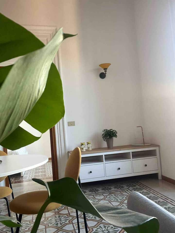 Appartamento In Pieno Centro - Palermo