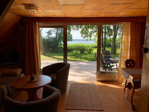 Beliebte Airbnb-Anzeige: Cottage with lake view in Malchow