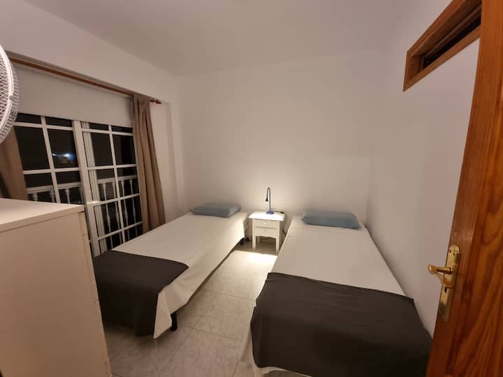 2 - ра стая с 2 единични легла 90x200