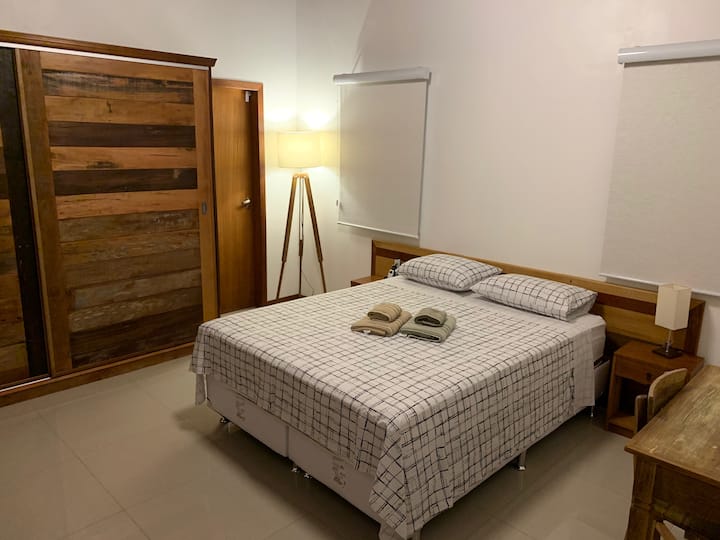 غرفة النوم 1