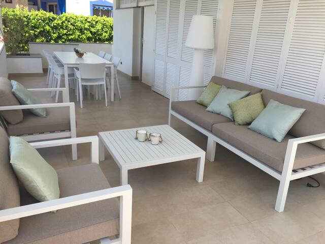 Family House near the beach gallery image 2