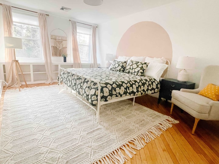 King bedroom off hallway