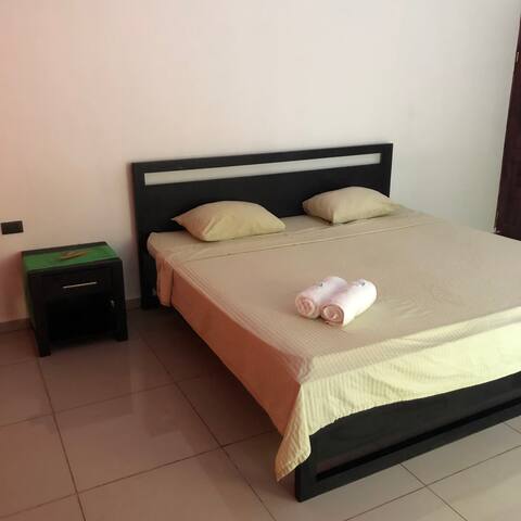 Private room / Diego Naranjo Beach surf house