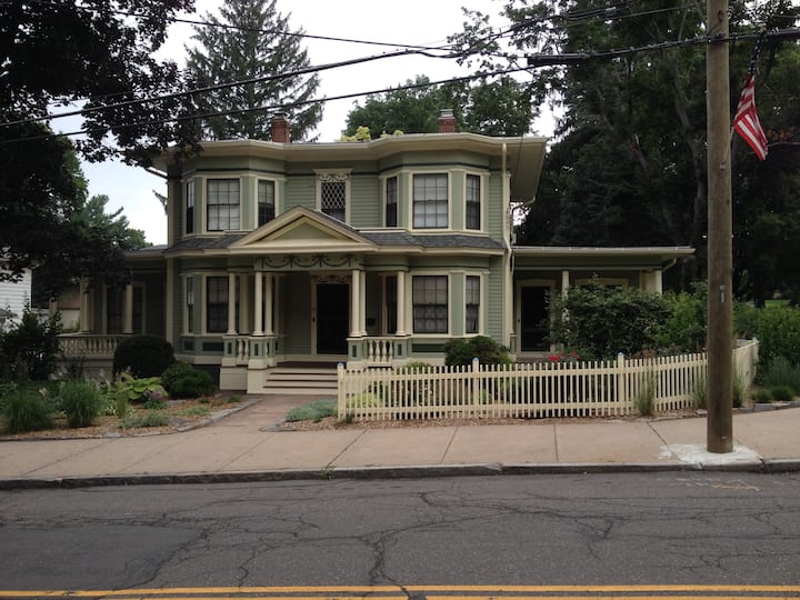 Historic home near Hartford, UCONN