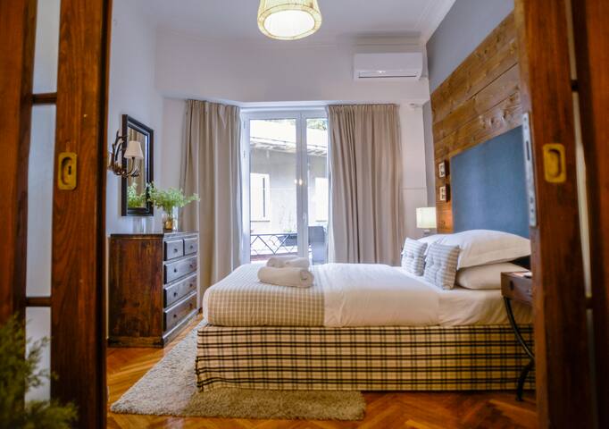 Amazing Apartment 1 – 5inAthens gallery image 5