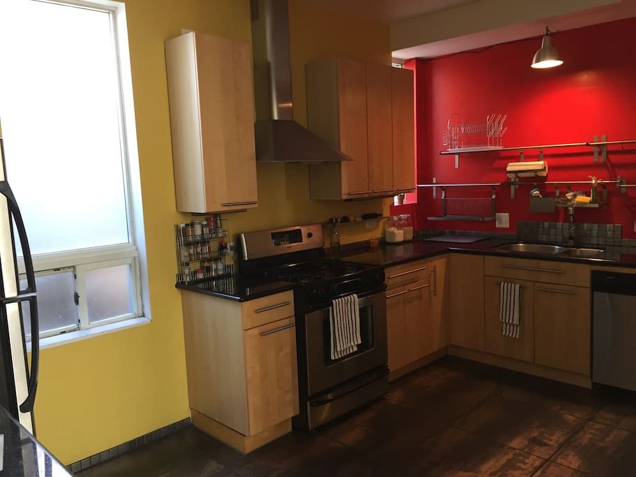 State of the art kitchen with stainless Steele appliances
