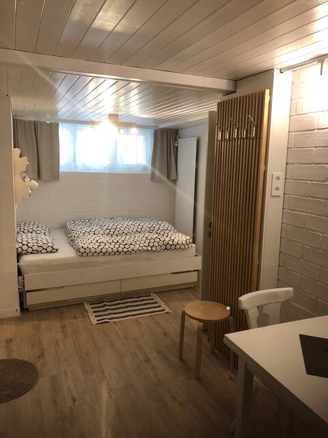 Studio 2: for 1-4 people, near St. Jakobpark
