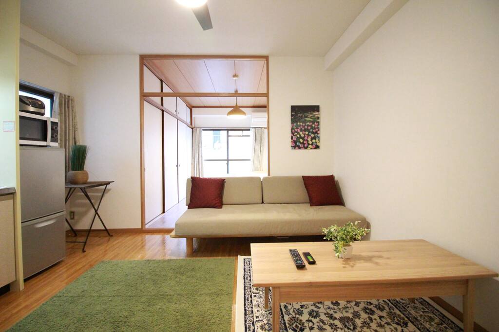 Clean and comfy room!