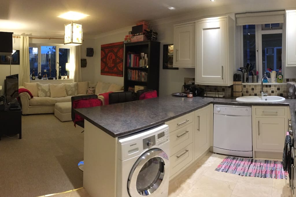 Open plan living area with all mod coms.
