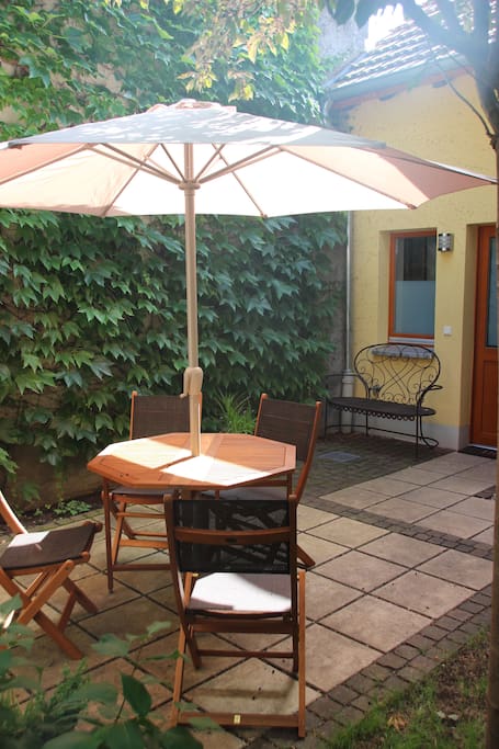 Sonnige Terrasse