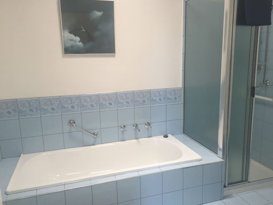 Bathroom (2)