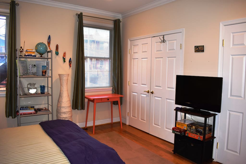 Your private bedroom (desk, TV with online streaming)
