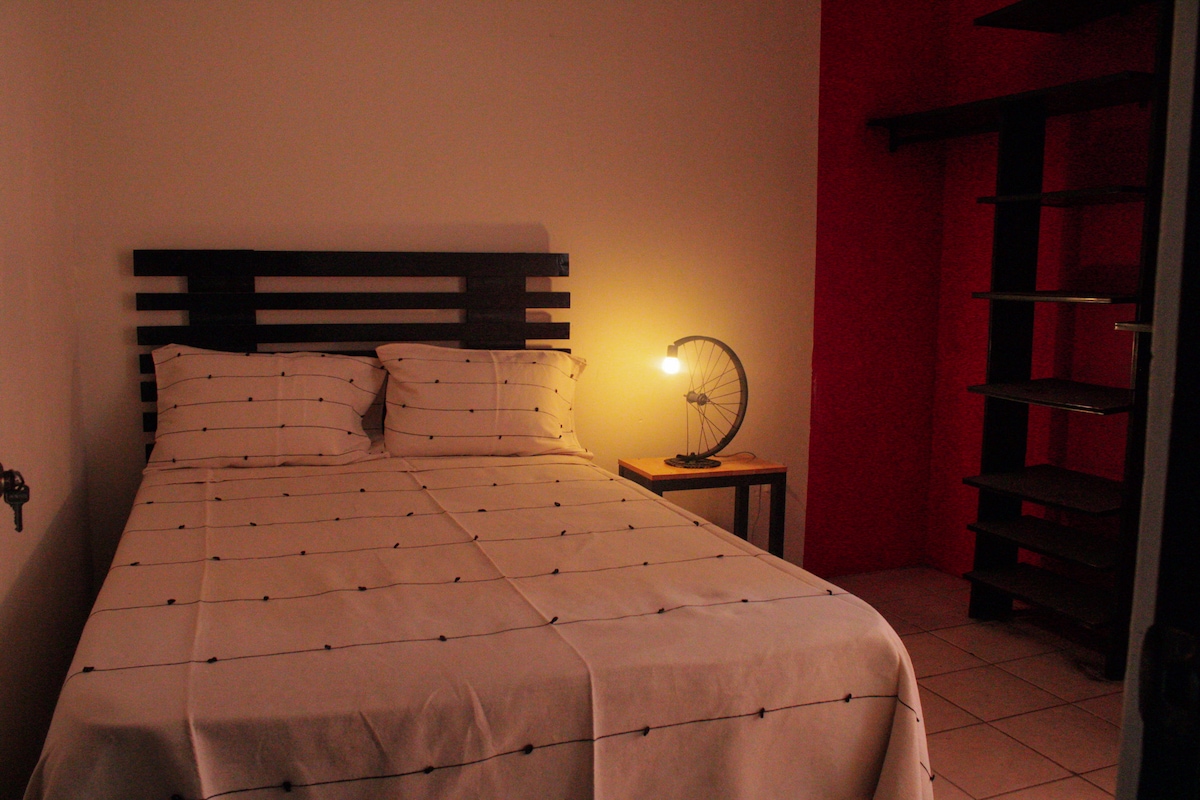 غرفة النوم 2