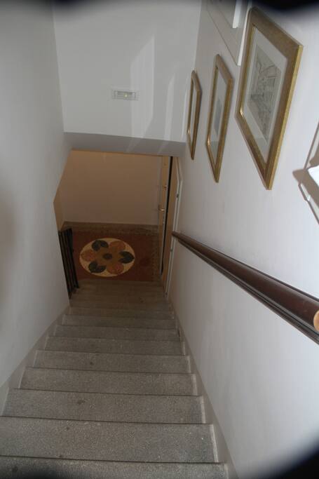 Entrance door and stairs.