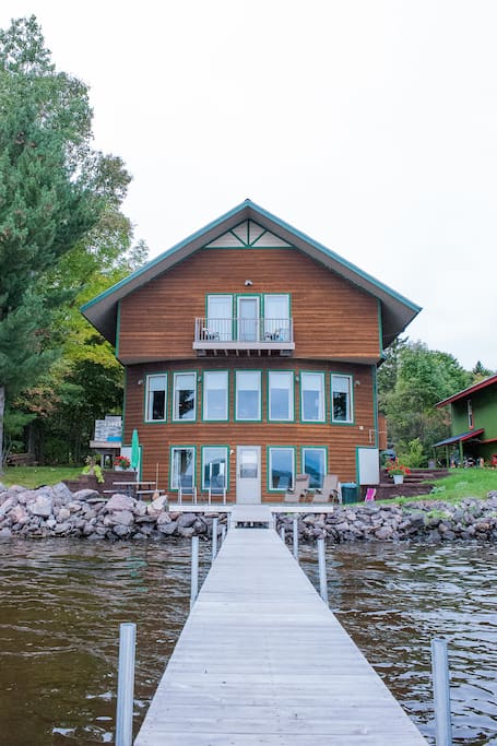 Lakeside with private entrance!