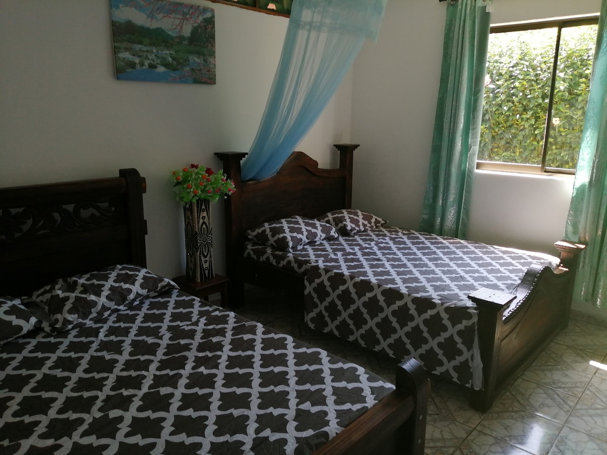 غرفة النوم 2