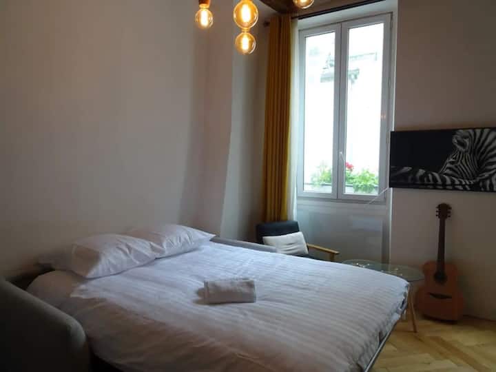 เตียงโซฟาสบายๆ