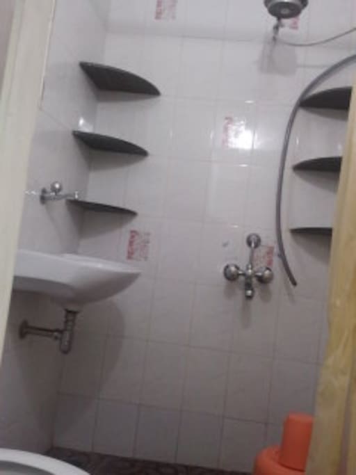 Bath rooms