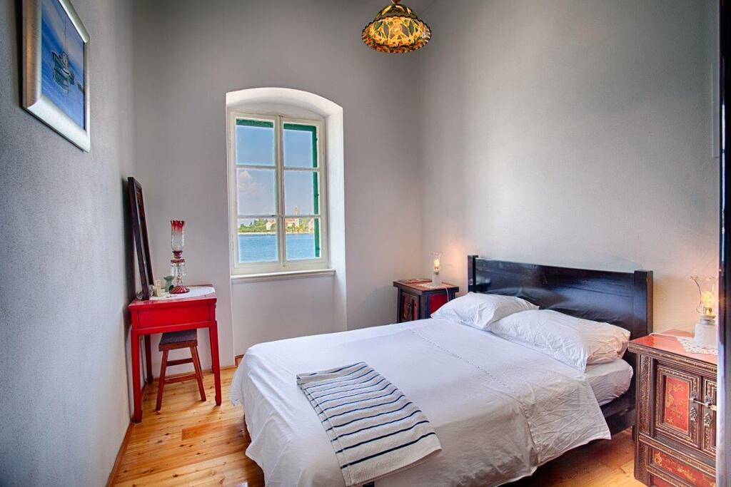 Large Double Bed