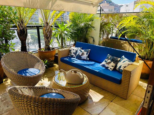 Penthouse with gorgeous view of Ipanema beach gallery image 4