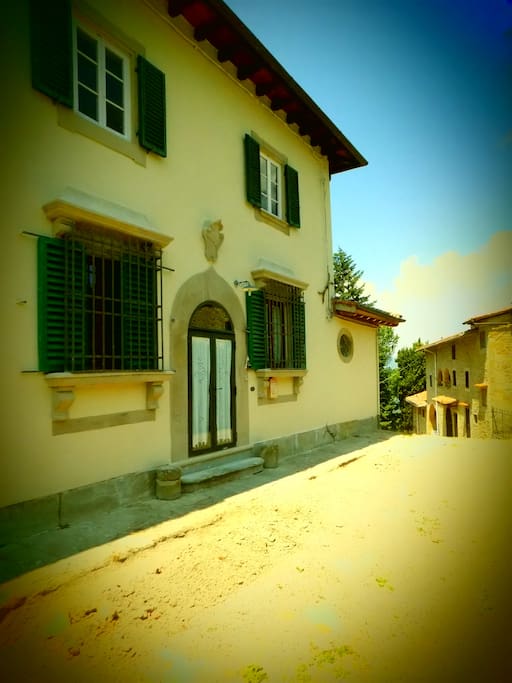 L'ingresso
