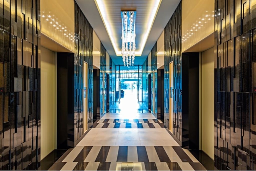 Elevators - Lobby Area