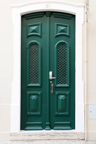 Glass Boutique - Rooms & Suites managed Airbnb listing 2