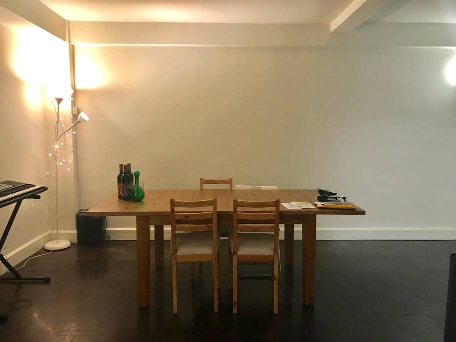 Living room (Can seat 8 people)