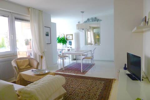 Cosy Charming Apartment