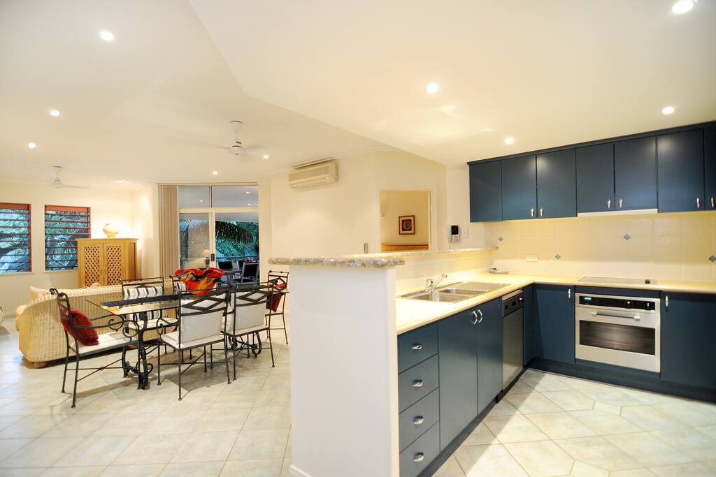 Kitchen/Dining