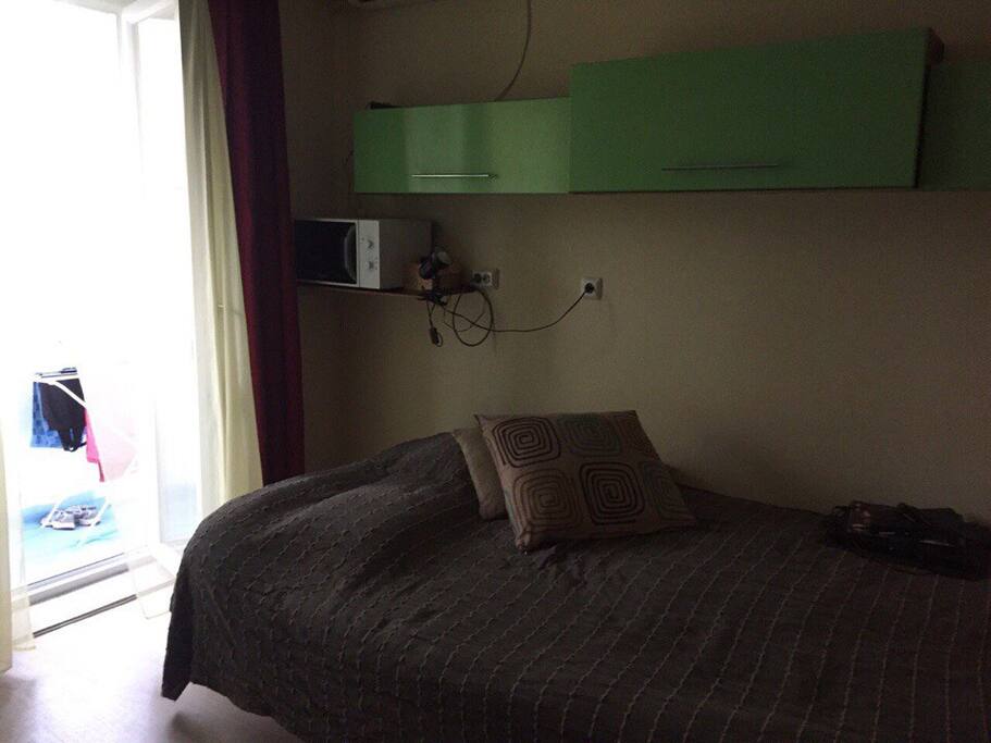 1-ая спальня (bedroom)