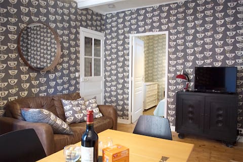 Top Airbnb: Contemporary central apartment in Dinan