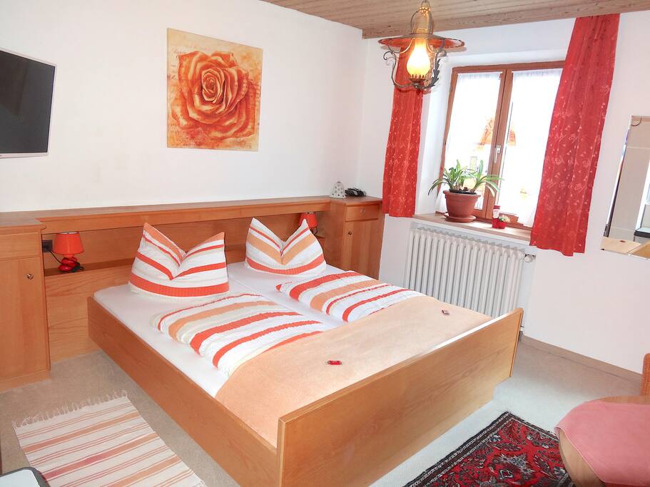 Zimmer mit 40 Zoll TV