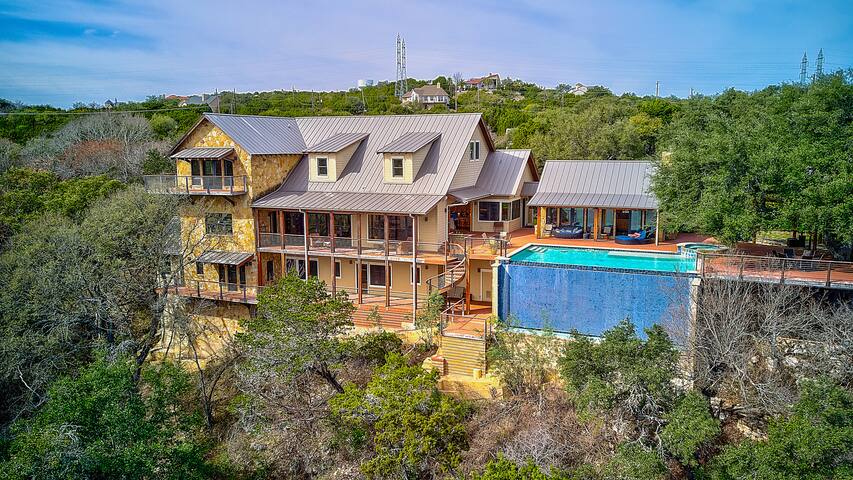 7 Bedroom Luxury Lake Austin Estate gallery image 3
