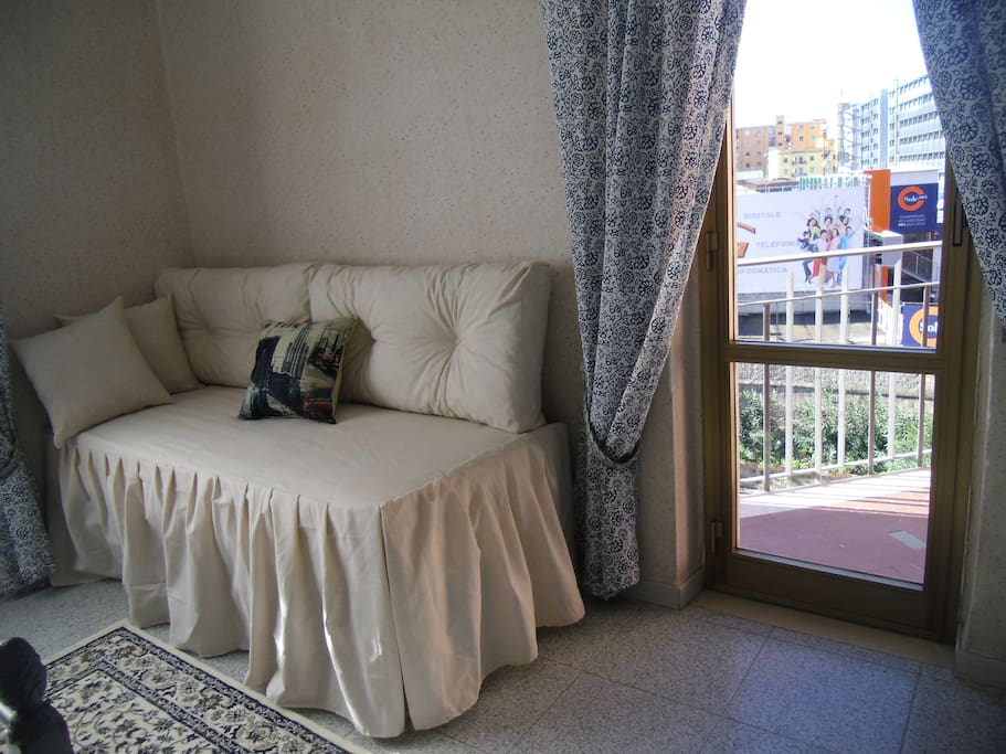 gio bedroom