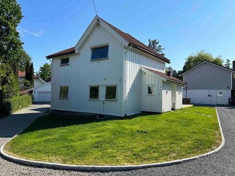 Fully furnished 2 Bedroom apartment (66 Sq meter)