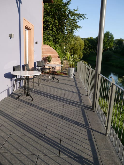 Sonnenterrasse am Tauberufer