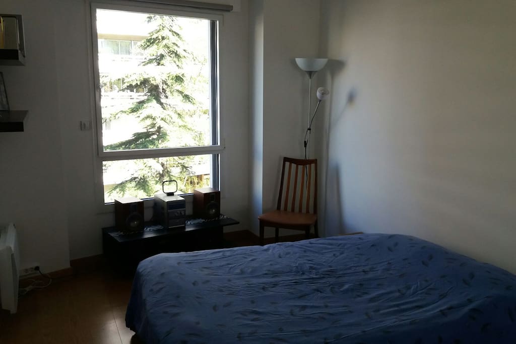 Guest room