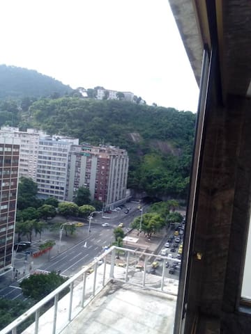 Alugo Cobertura com piscina – em copa gallery image 3