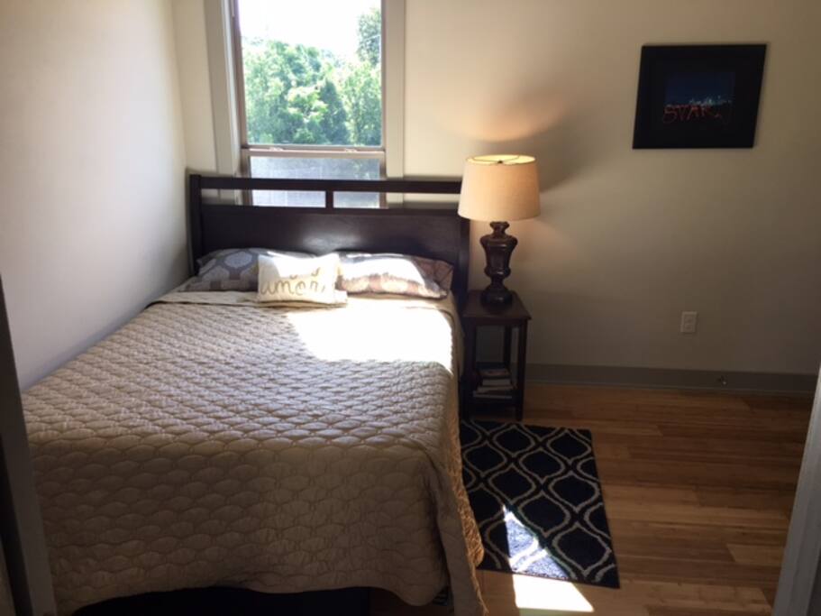 Guest bedroom