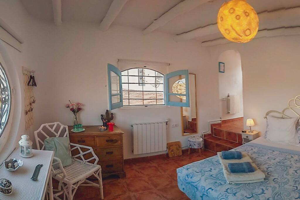 Room La Luna